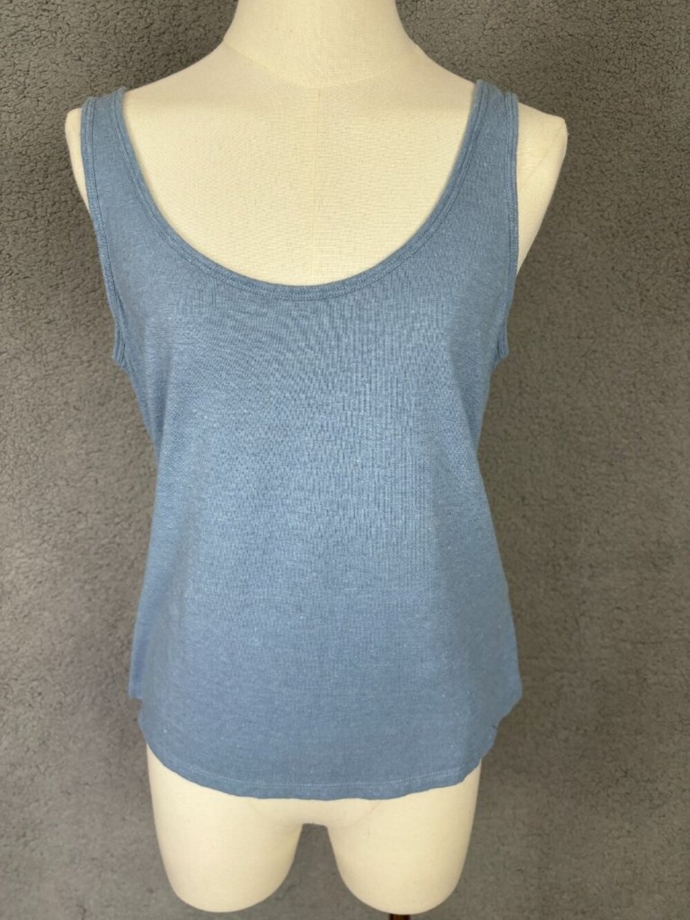 Patagonia Women’s Trail Harbor Tank Top Light Plume Grey Medium New With Tag's.